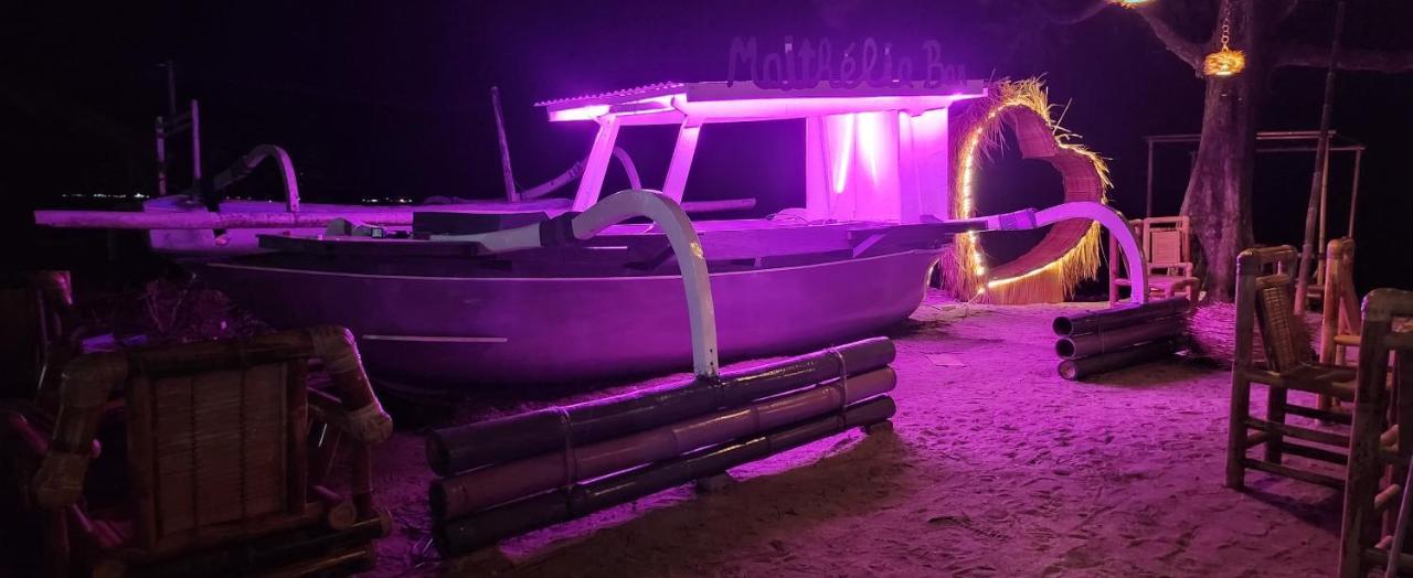 Purple Beach - Maithelia - غيلي آير المظهر الخارجي الصورة